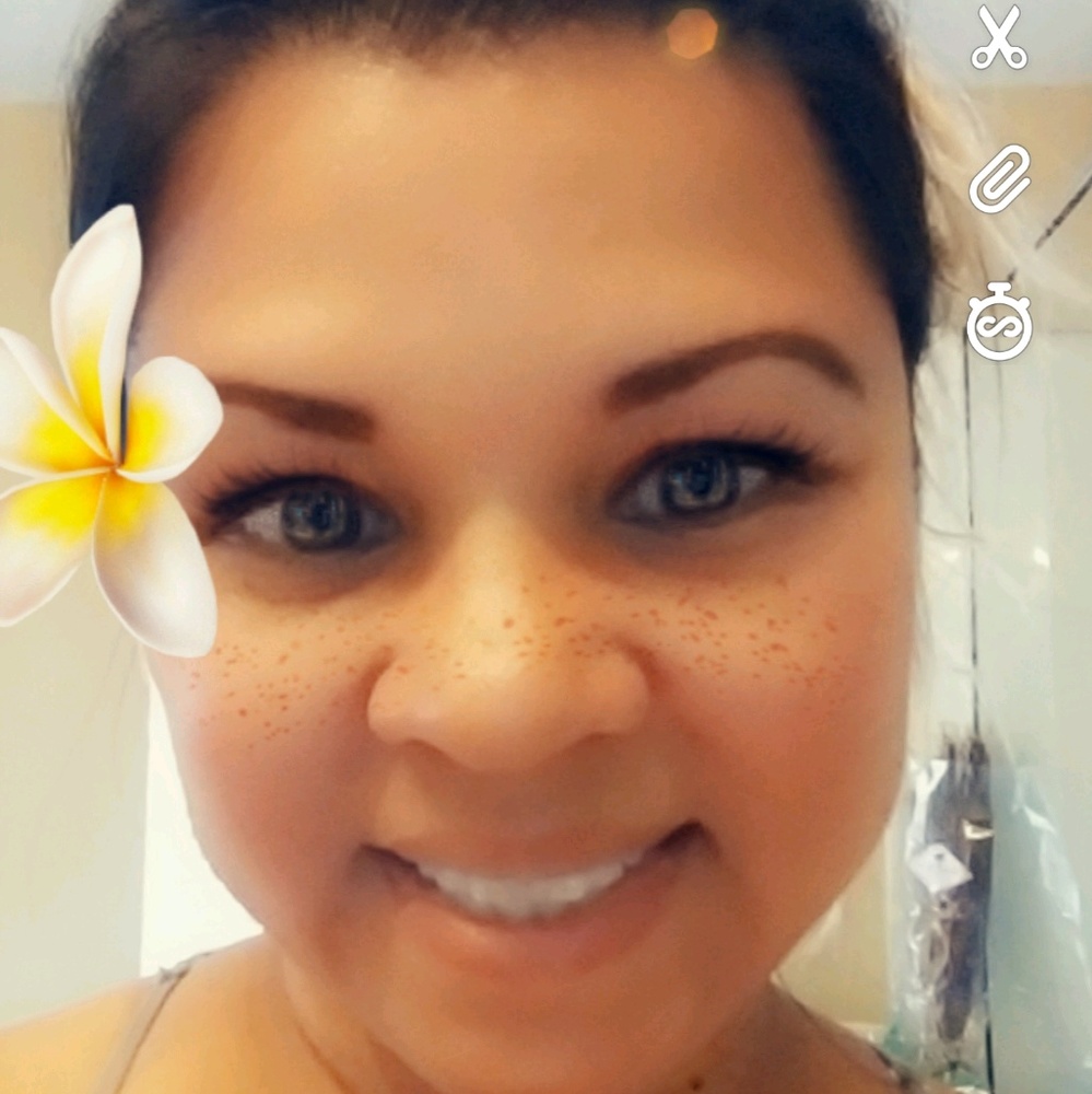 Meet your Posher, Cynthia